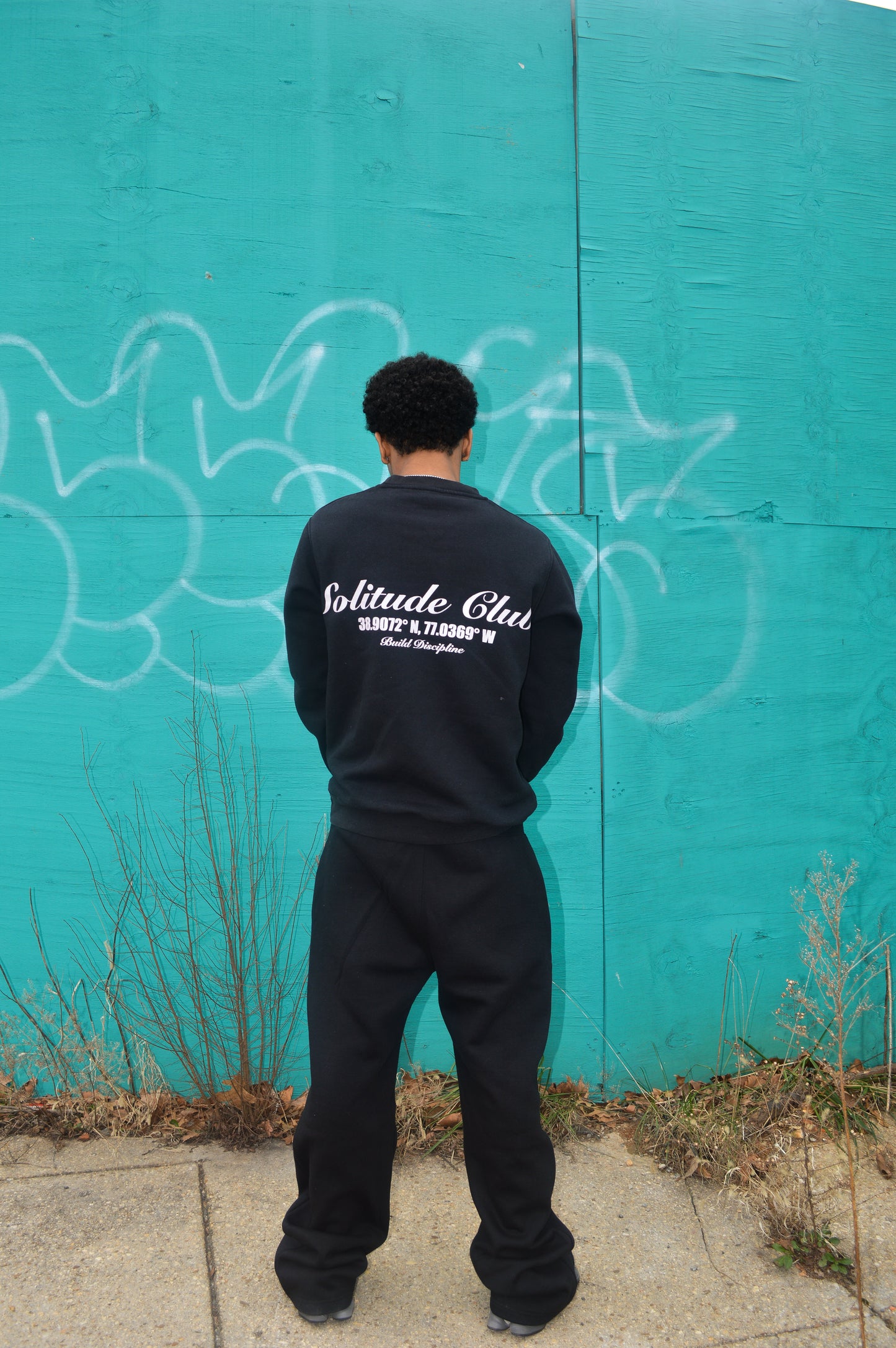 Build Discipline Crewneck